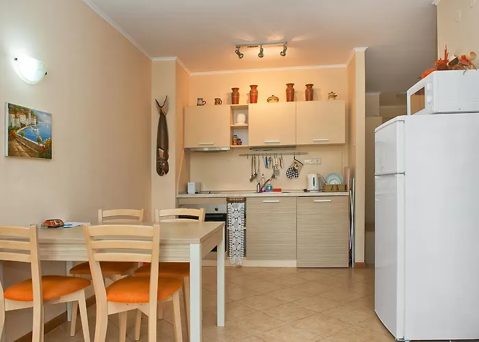 Royal Sun Ξενοδοχείο με διαμερίσματα 4*